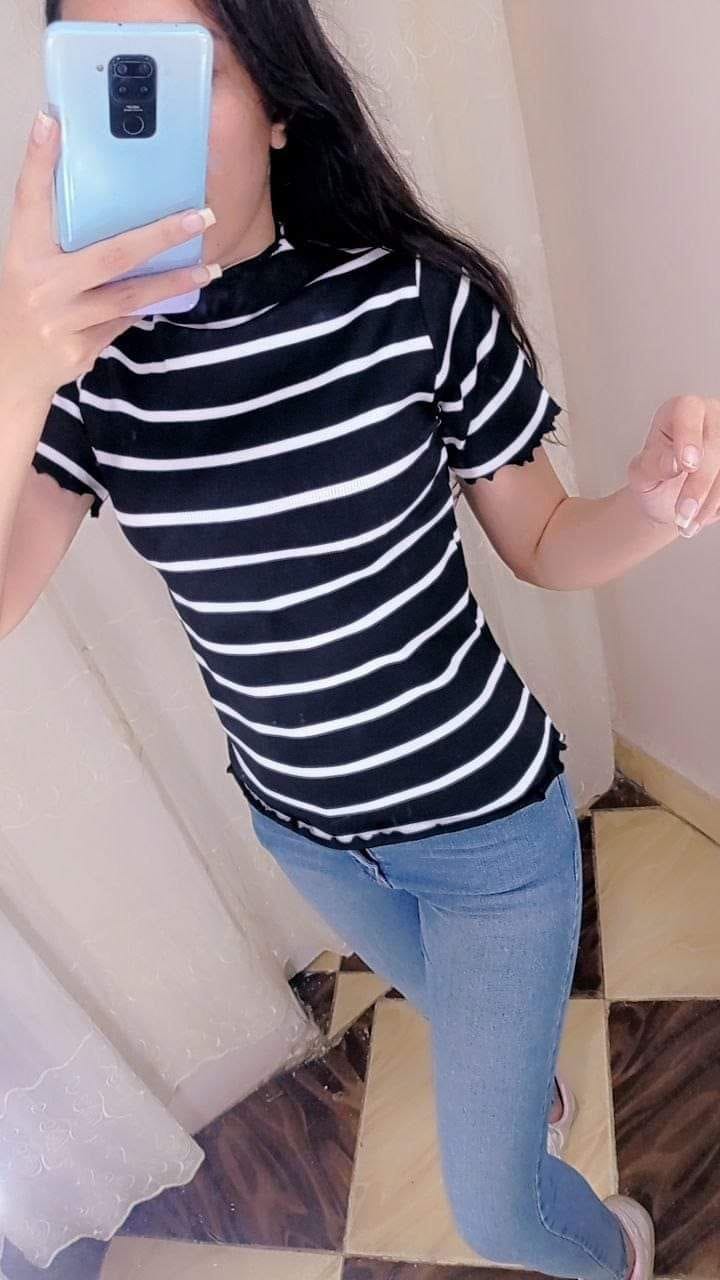 Basic short-sleeve T-shirt